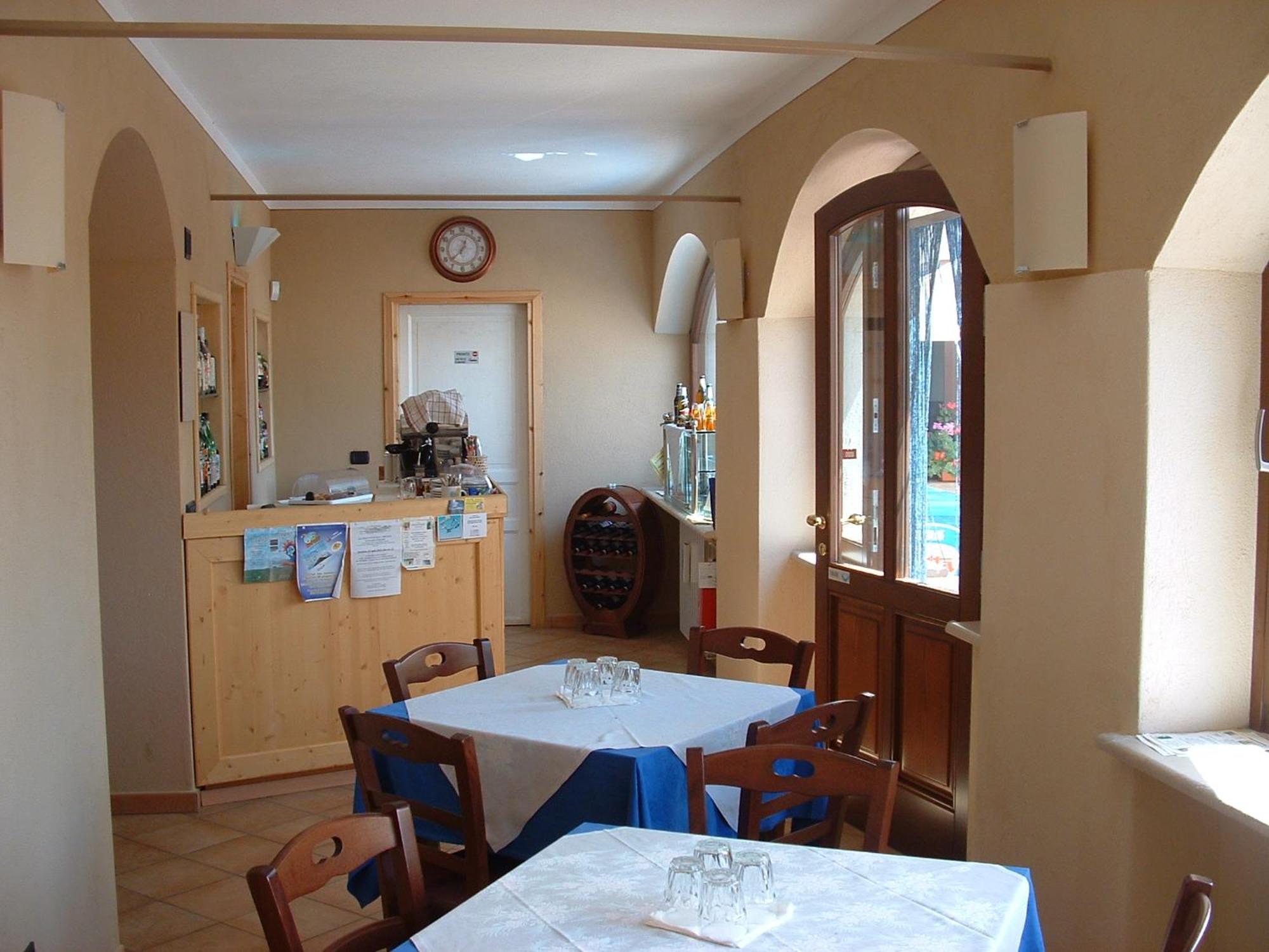 Locanda Dl'Angel Villar San Costanzo Exterior photo